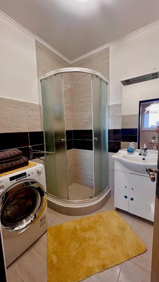 Garzon/ Studio Apartment Sahy Luaran gambar